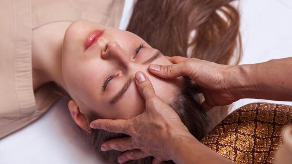 массаж головы