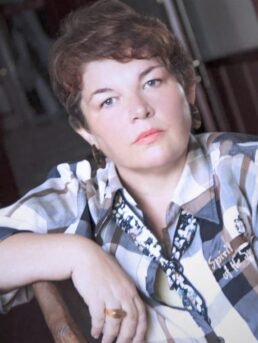 психолог Костюченко Елена